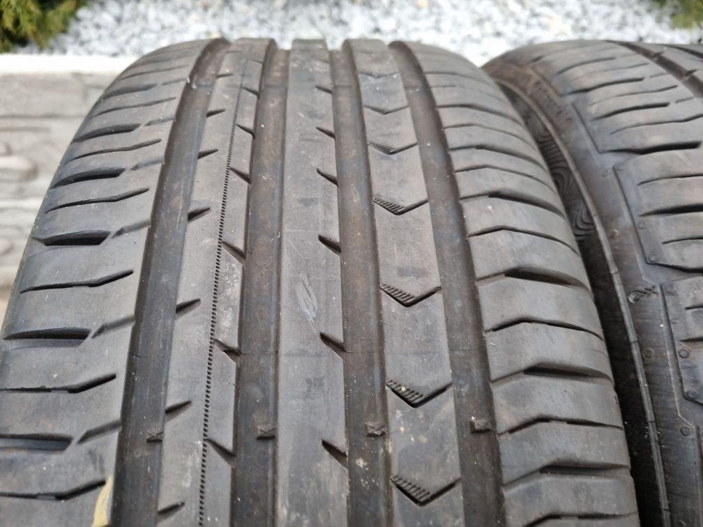 Continental 225/55/17 rok 3018 95%bieżnika Cena za 2szt letnie