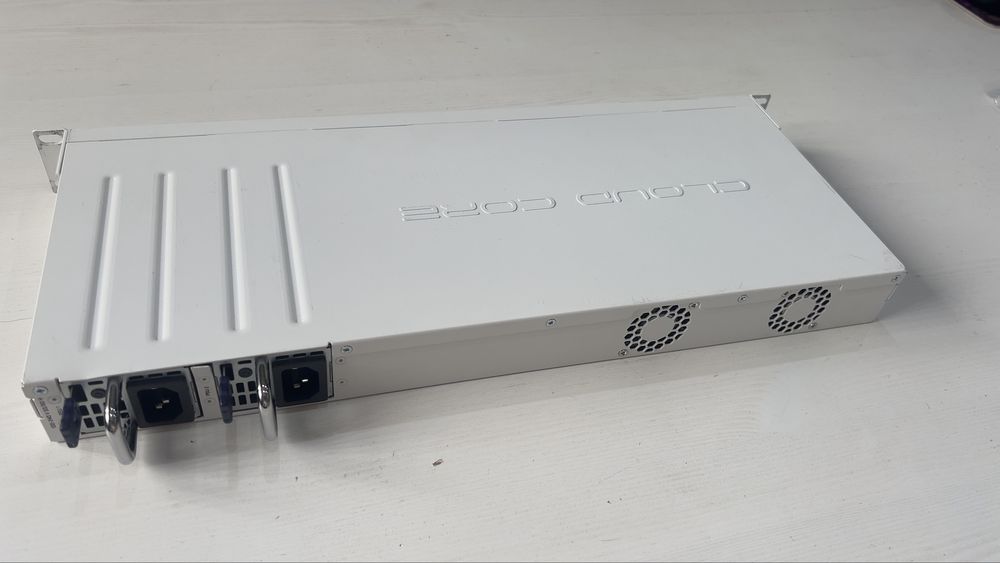 Mikrotik CCR2004-16G-2S+ (RM)
