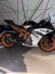 Ktm rc390 com extras