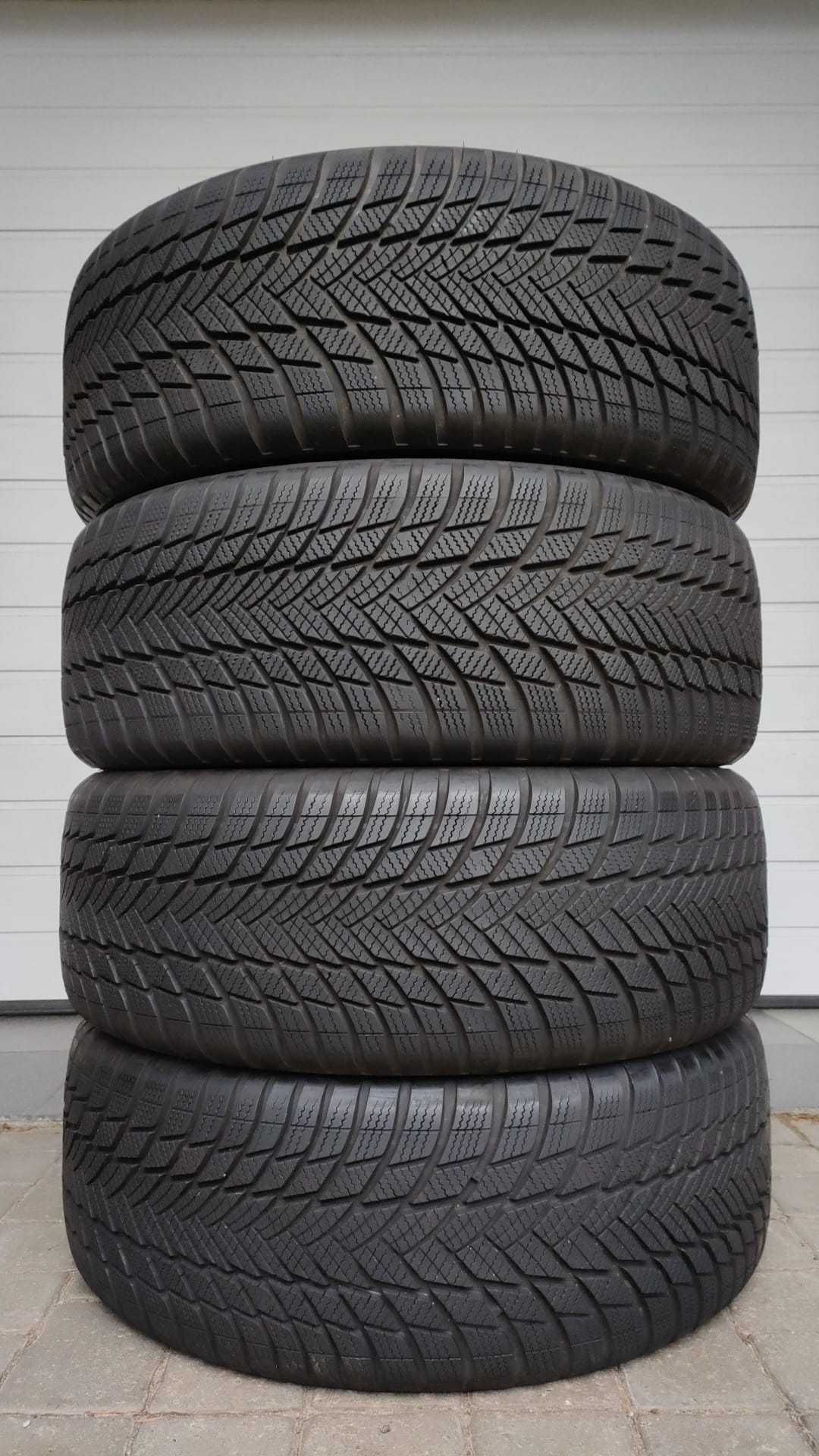 4 sztuki opony zimowe 235/55/18 Bridgestone 100H (OL229/O/H)