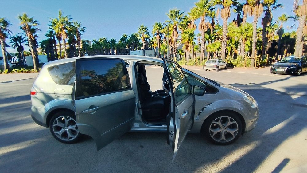 Ford SMAX 07 Lugares