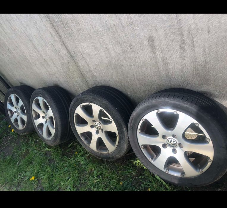 Продам диски титанові фольксваген тюран крос