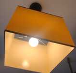Klosz lampa żyrandol jasny beżowy z czarnymi obramowanie