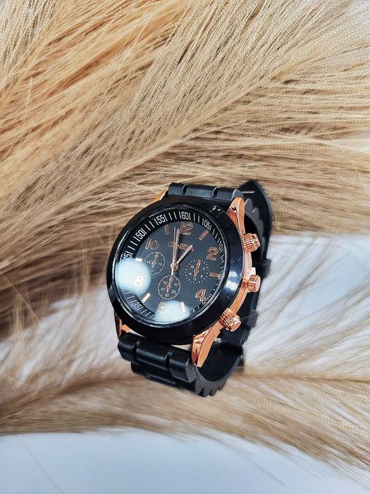 Piękny czarny zegarek Geneva na silikonowym pasku