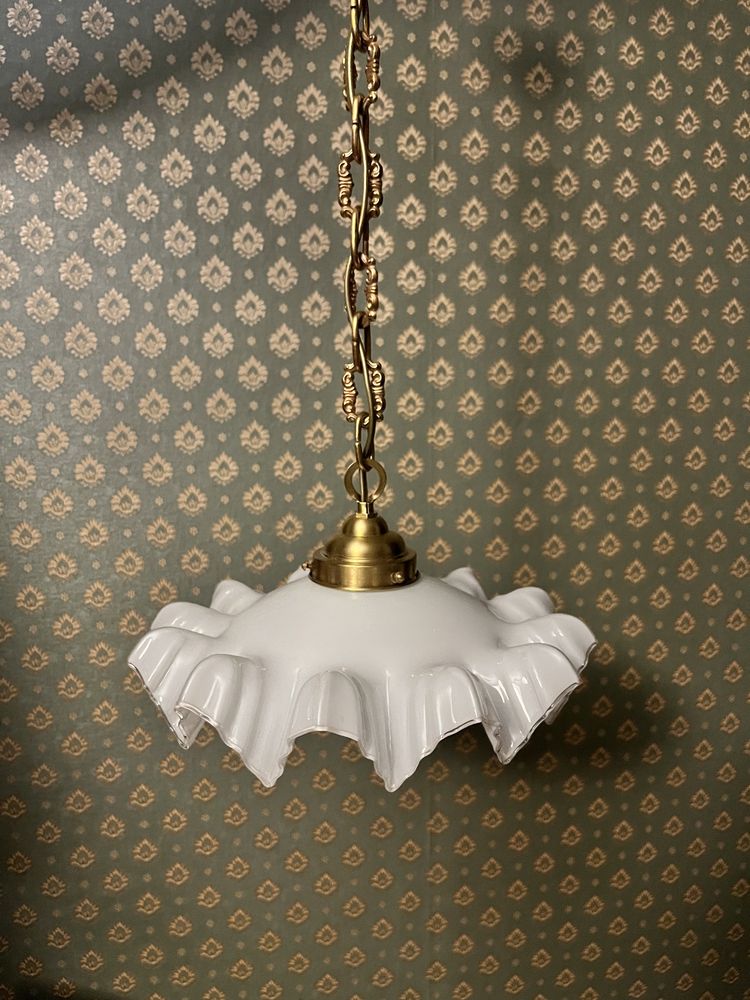 Stara lampa wisząca kuchenna art deco biała zwis mosiężna antyk