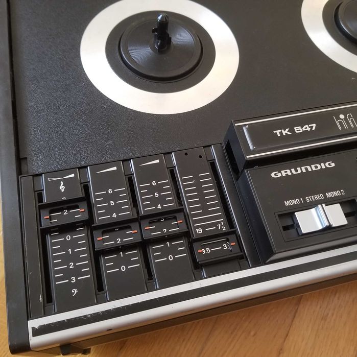 Магнитофон Grundig TK547 Hi-Fi бабинный катушечный