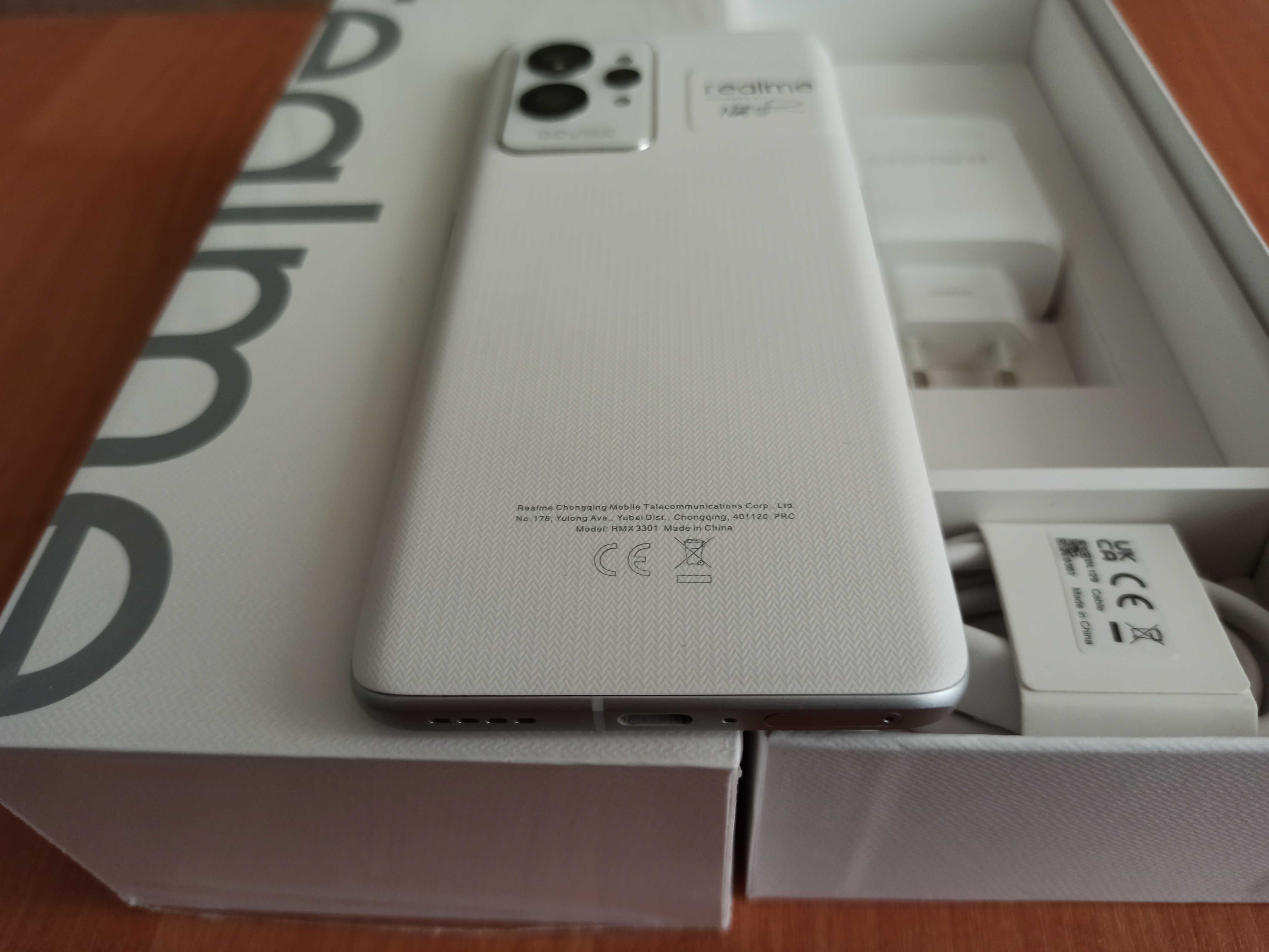 Смартфон realme GT2 Pro - 8/128GB (RMX3301) Колір Білий (Paper White)