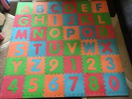 Mata puzzle piankowe dla dziecka, duże, litery liczby