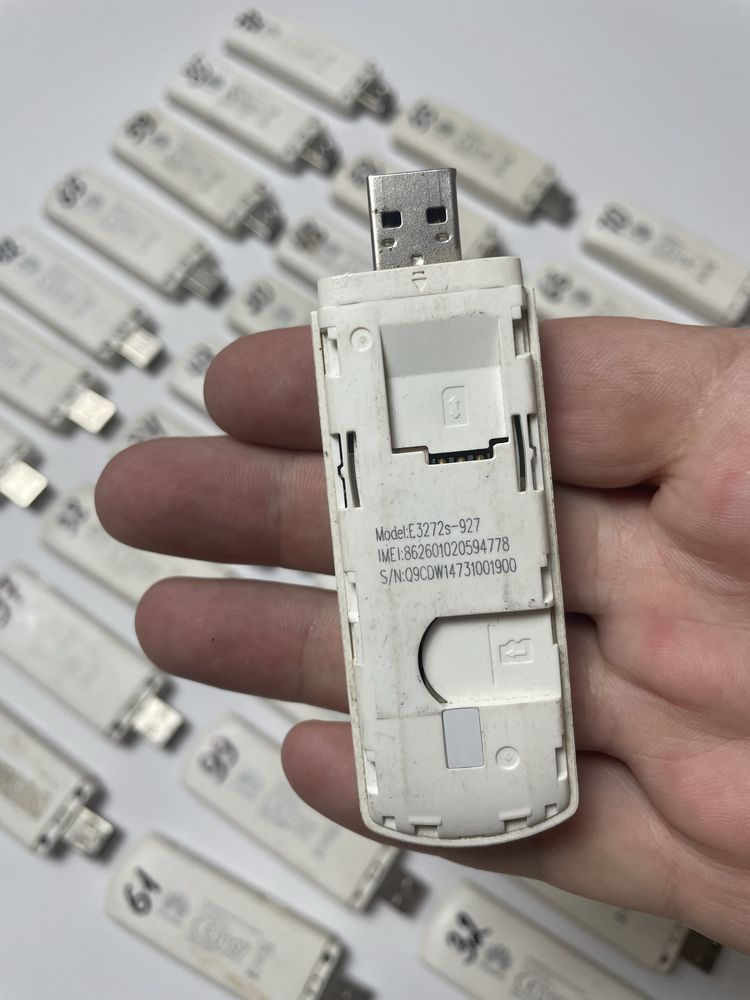 3/4G LTE USB модем Huawei E3372s-927