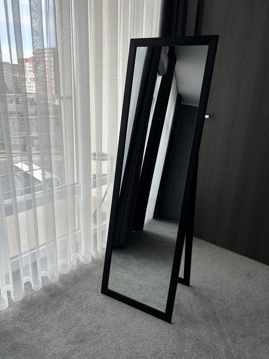 Дзеркало підлогове/настінне в кімнату для макіяжу на ніжці