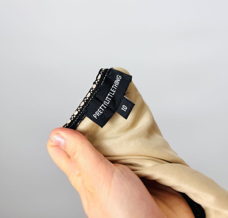 Czarna koronkowa sukienka mini M 38 PrettyLittleThing