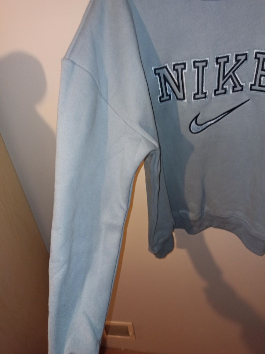 nike centerlogo vintage swoosh crewneck