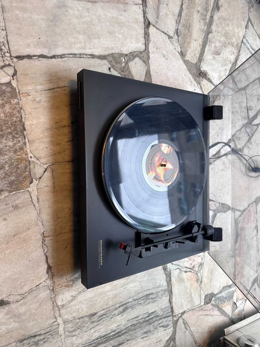 Gramofon Marantz tt-42