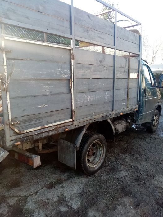 Продам газель скотовоз