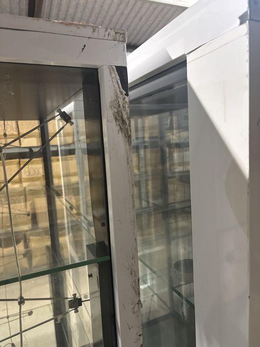 Regały futryny sklepowe