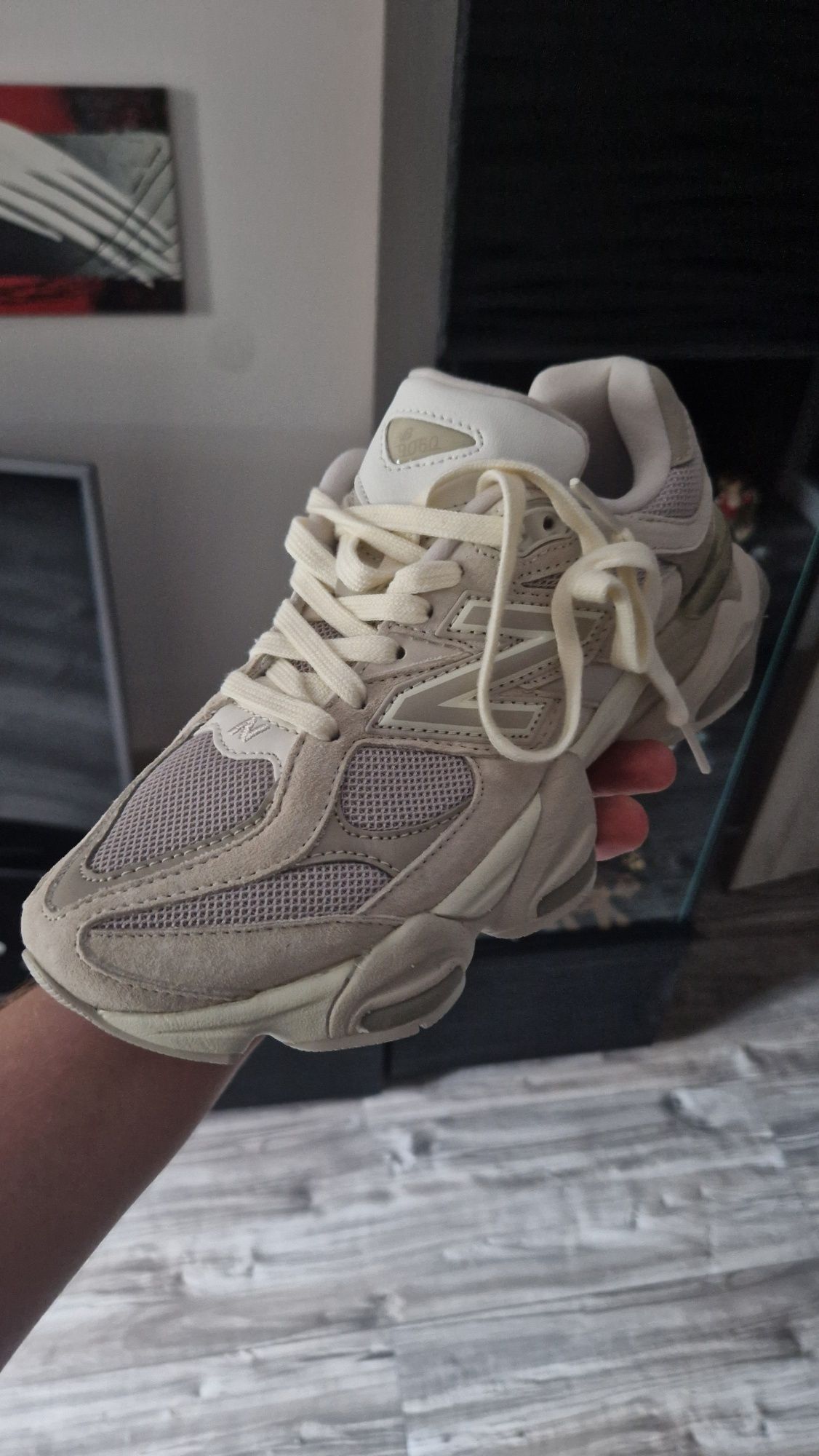 New Balance 9060 Light Beige