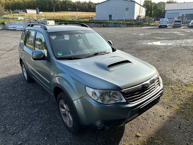 Розбір Subaru Forester 2.0 d