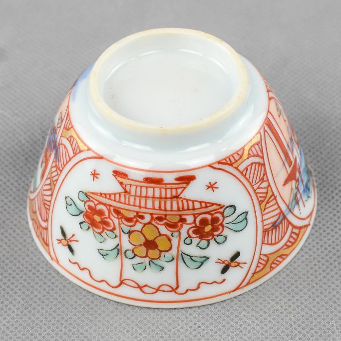 Taça e pires Porcelana China, Qianlong, decorada na Holanda – XVIII