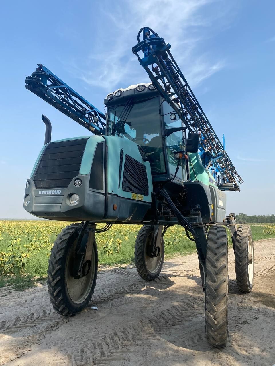 Оприскувач самохідний BERTHOUD RAPTOR 3240 ТЕРМІНОВО!!!