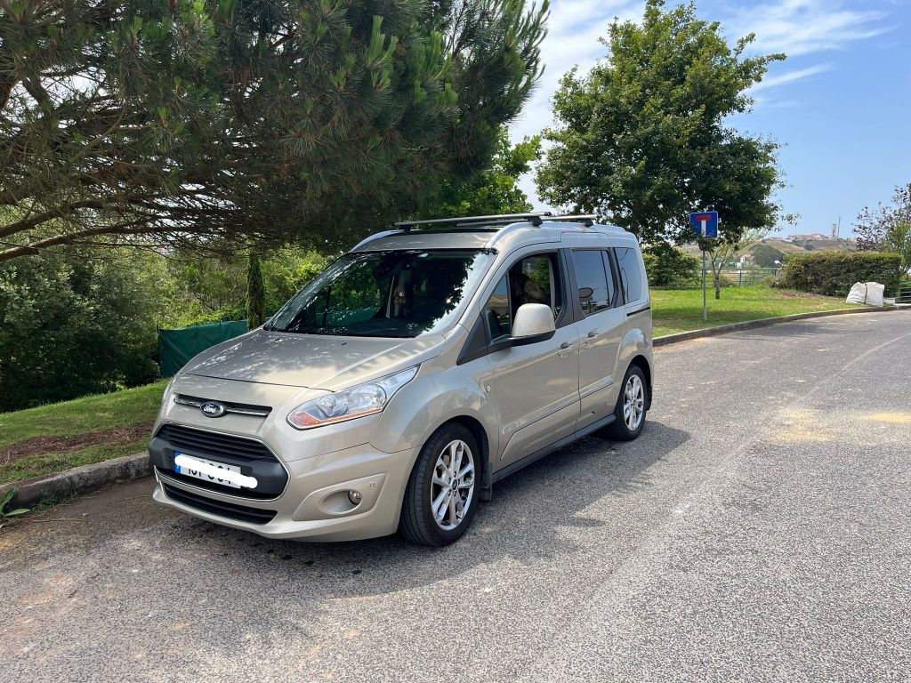 Ford Torneo Connect Titanium