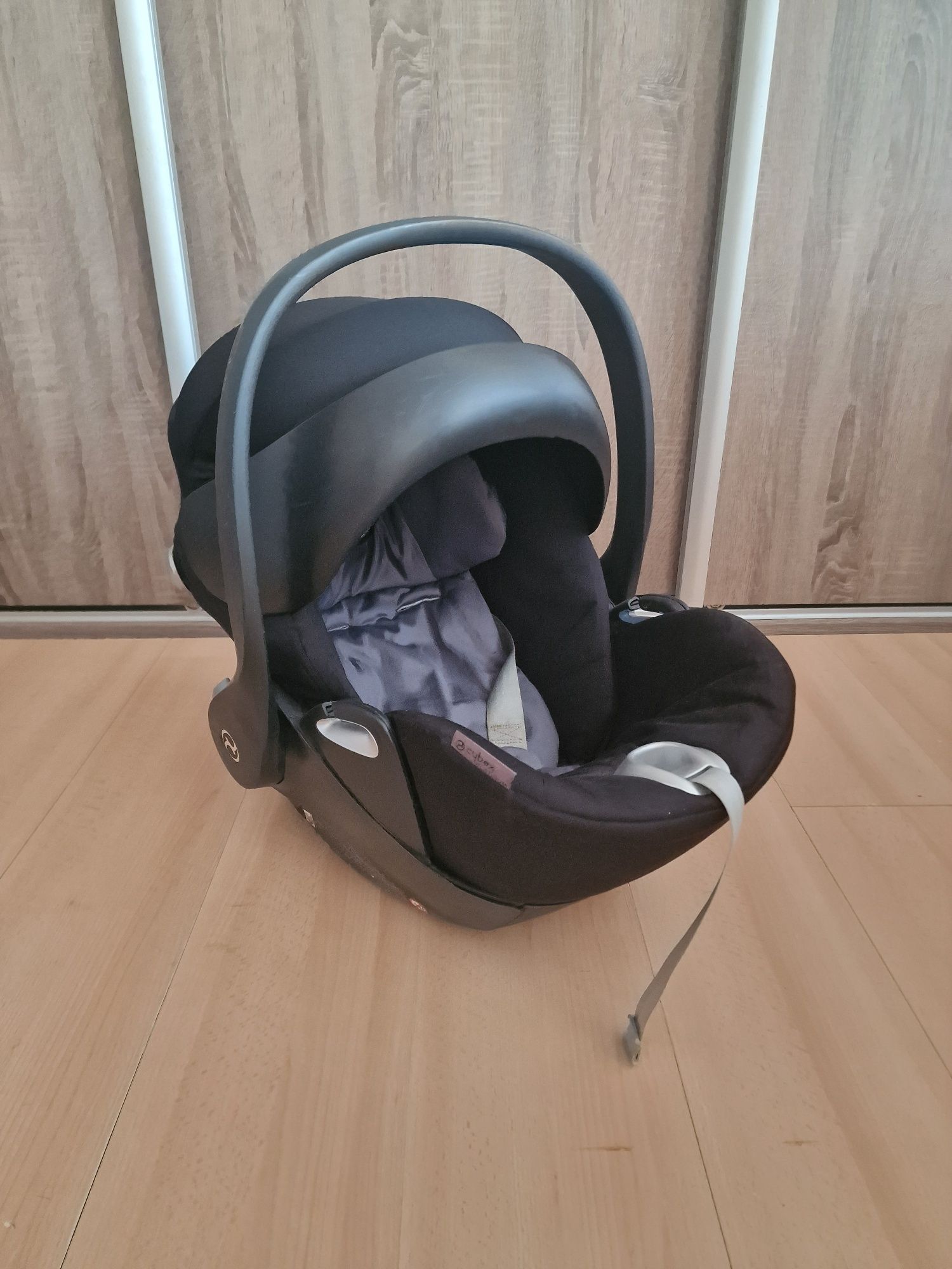 CYBEX fotelik plus baza isofix