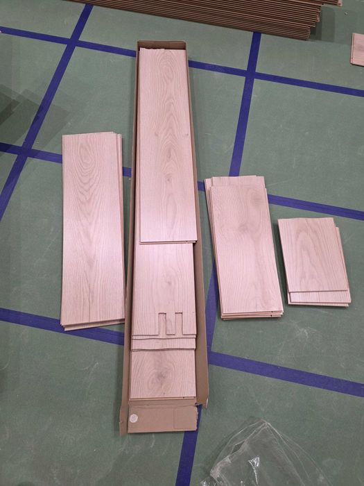 Panele podłogowe laminowane 13.5m2 AC4 7 mm Promo Flooring Dąb Esteban