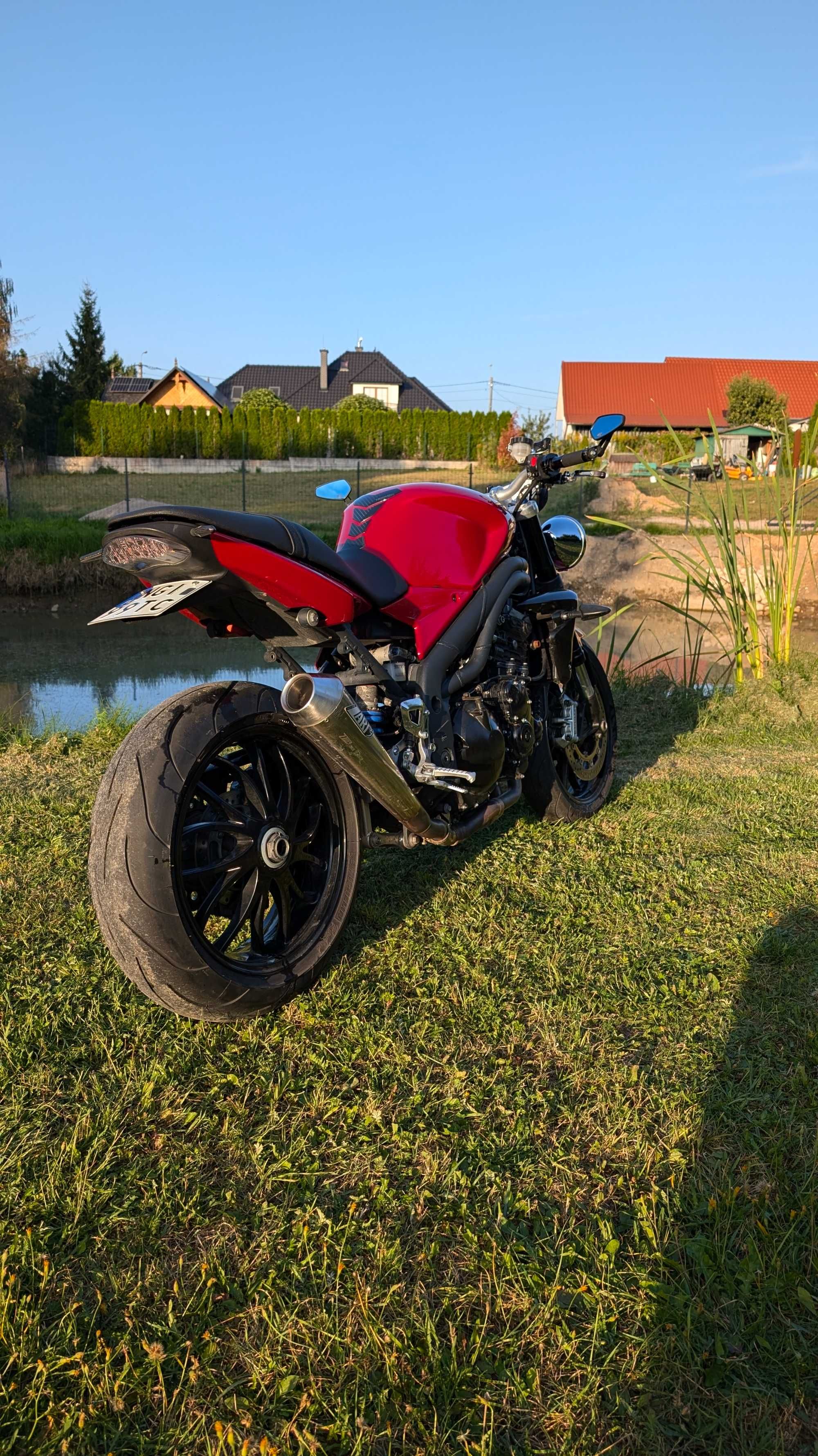 Triumph Speed Triple 1050