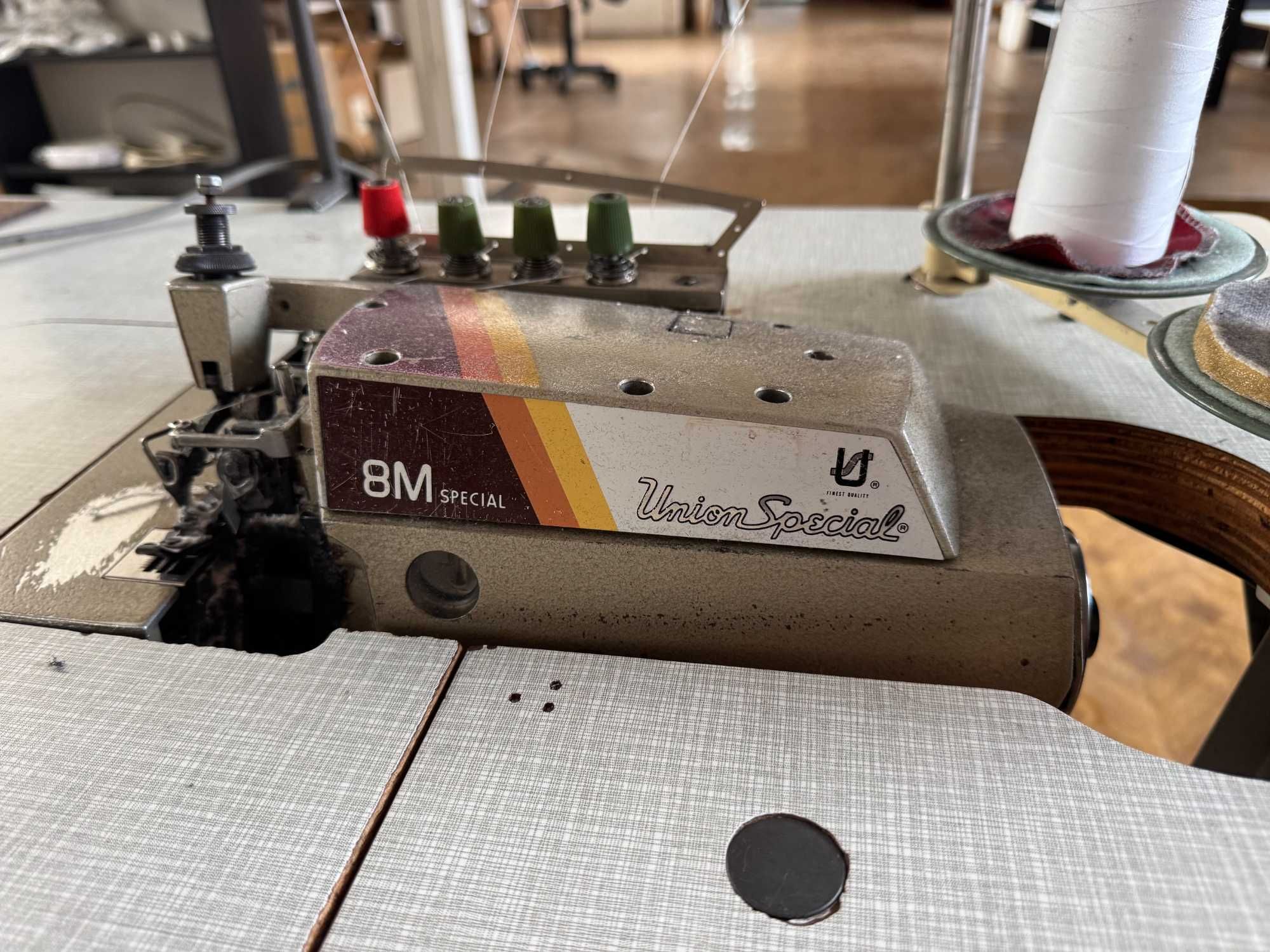 UnionSpecial - maszyna do szycia (overlock)