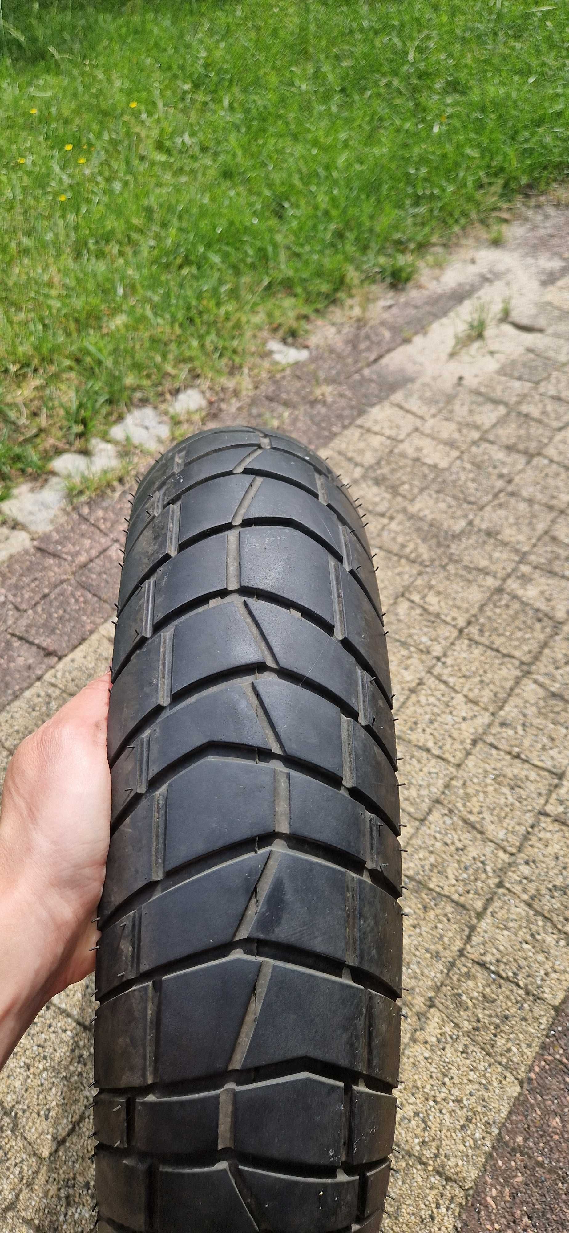 Metzeler Karoo Street 120/70 15 M/C 56P DOT 4223 - Honda ADV 350