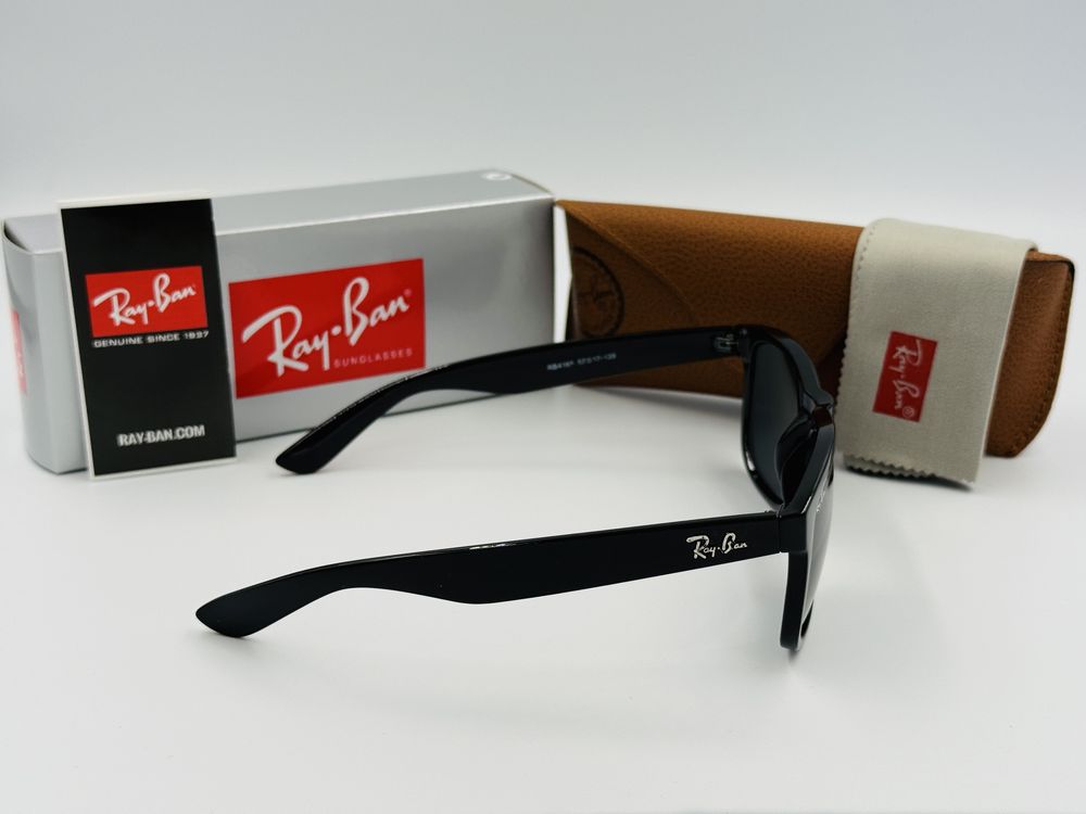 Солнцезащитные очки Ray Ban Justin 4165 Glossy Black 54мм стекло