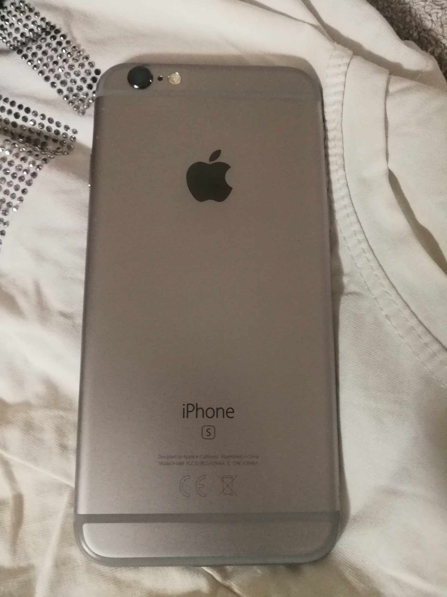 Iphone 6S está novo