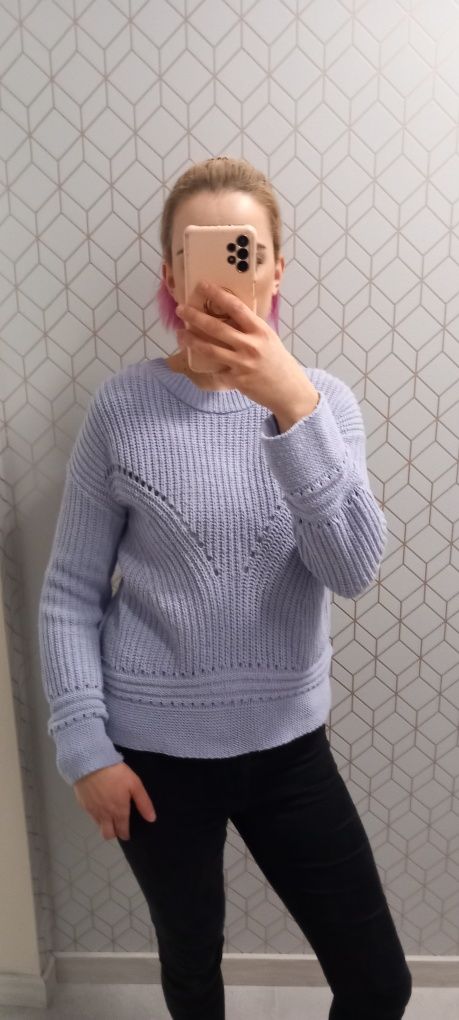 Lawendowy sweter z ozdobnym tyłem Next