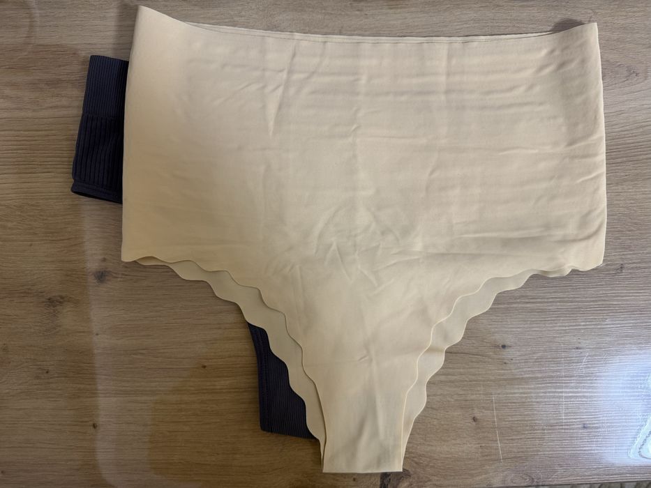 Жіночі труси стрінги