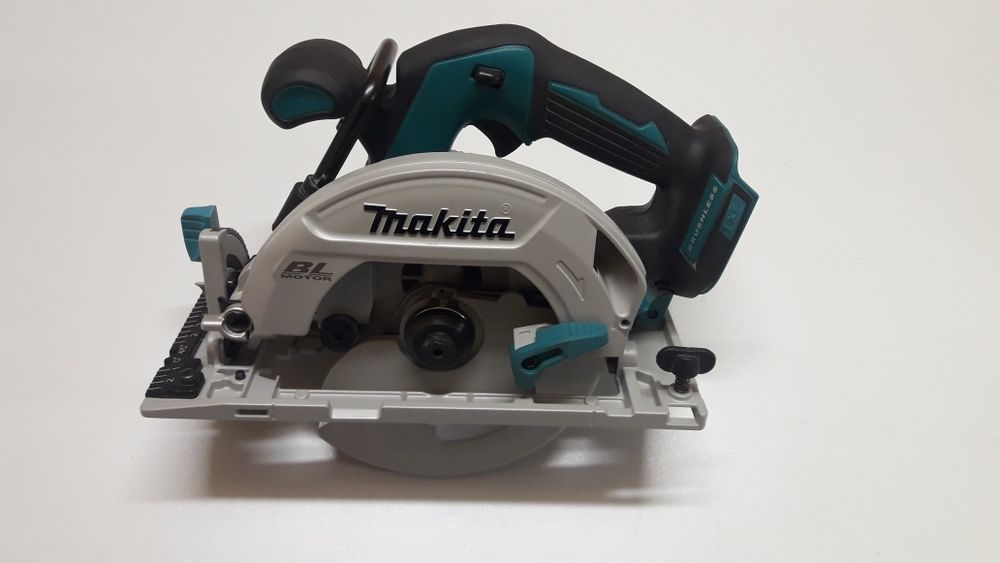 Pilarka tarczowa Makita DHS680 18v