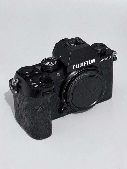 Fujifilm X-S10 18-55mm OIS, Bardzo Dobry