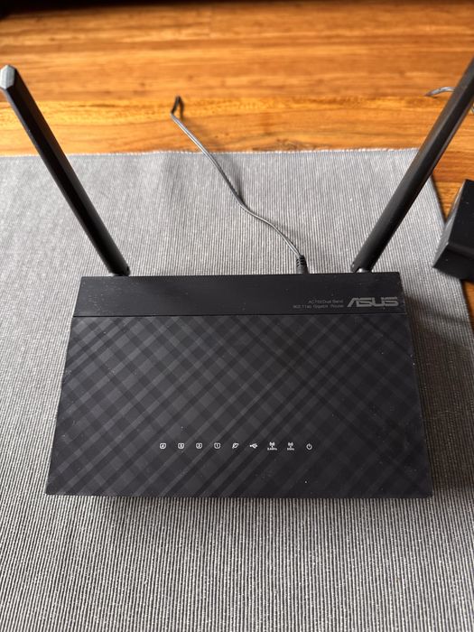 Router Asus Ac750
