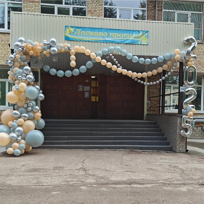 Декор фасадів, вітрин, приміщень