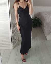 Parallel lines 40 L czarna satynowa sukienka midi maxi na ramiączkach