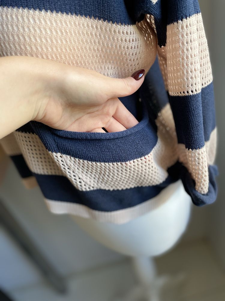 Sweterek oversize w paski