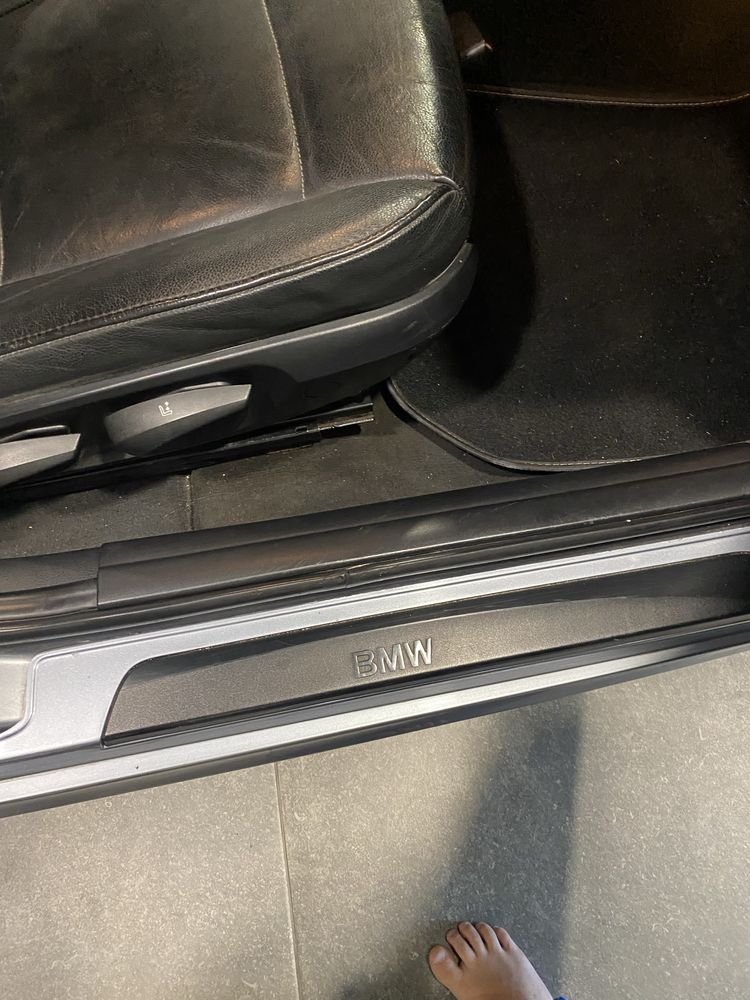 Segue para venda bmw 118 d muito bom estado