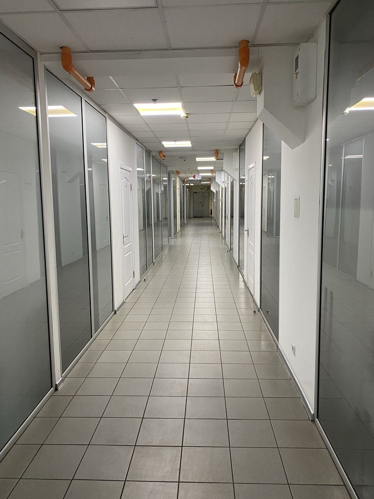 Аренда офис в бц 25м2 напротив Оушен плаза. Печерск. Все включено!