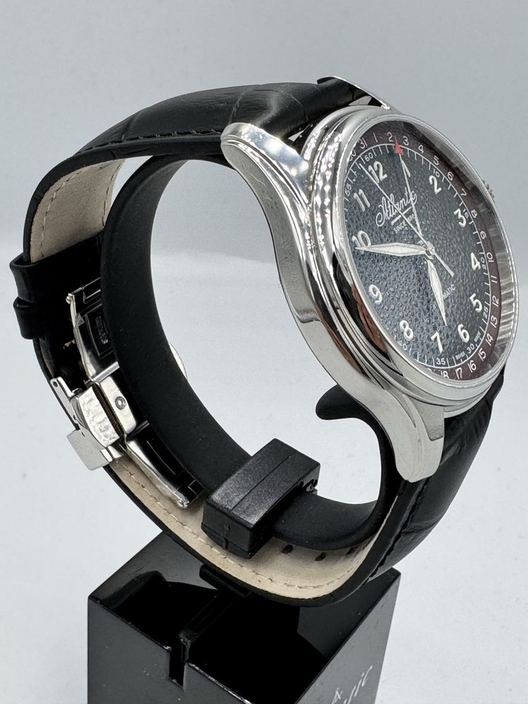Atlantic Worldmaster Pointer Date Automatic - Swiss Made - 40 mm