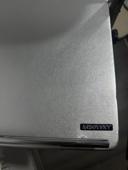 Продам підставку для педикюру