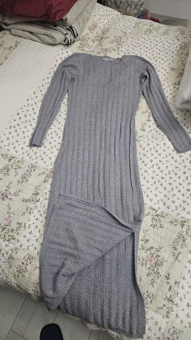 Вязка,теплі  плаття.