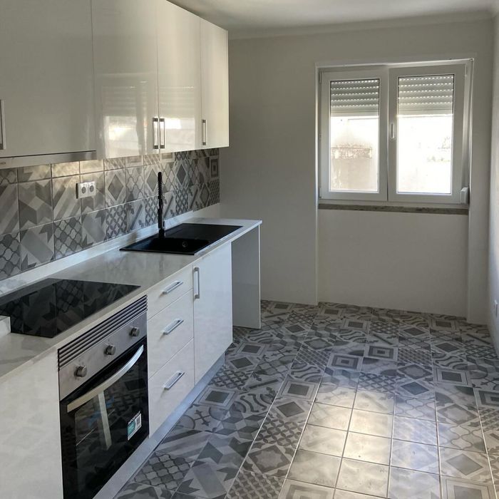 Fazemos trabalhos de construção civil