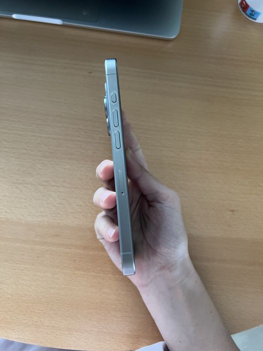 Iphone 15 pro 256GB