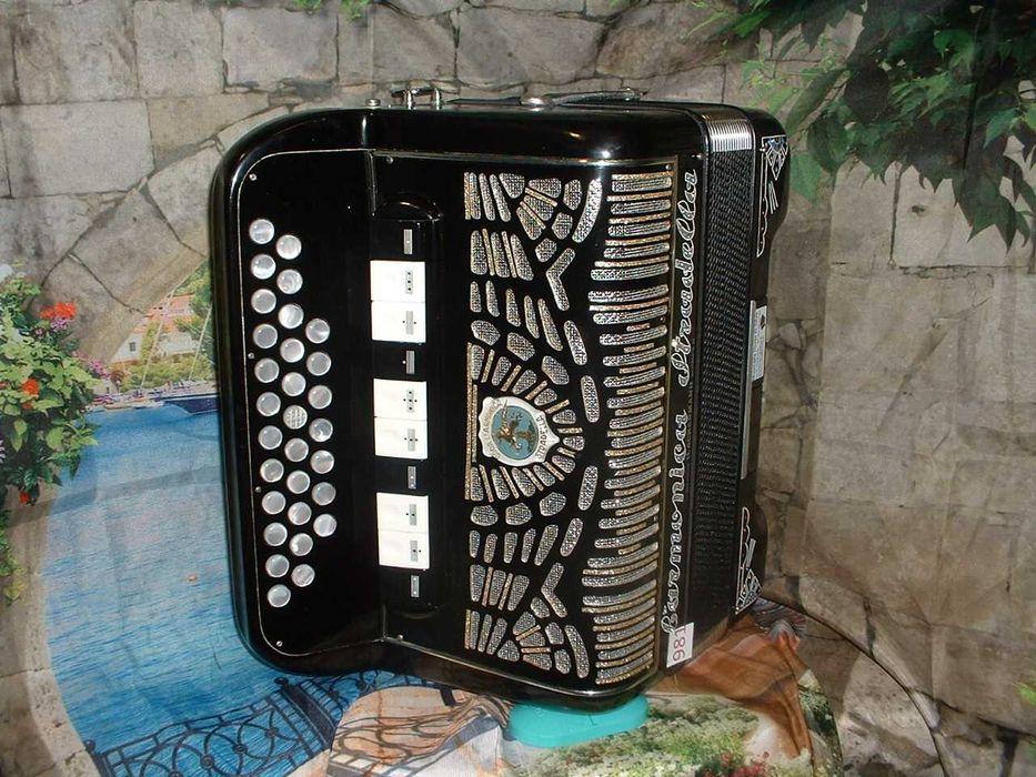 Concertina Avenda R, .981