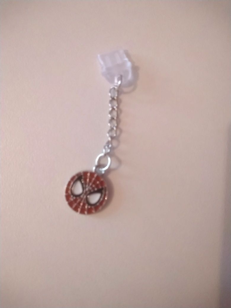 Ozdobna zawieszka do telefonu typ c