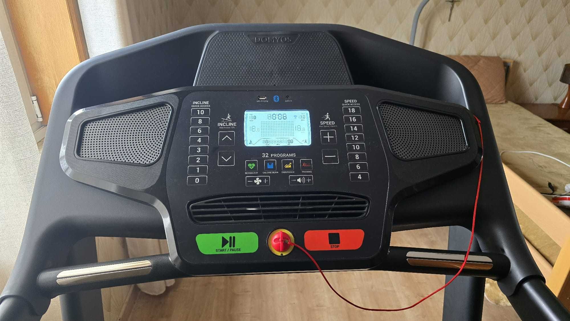 Vendo passadeira Domyos T900B