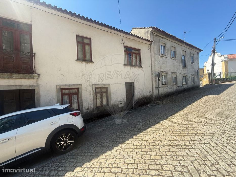 Moradia T6 para venda